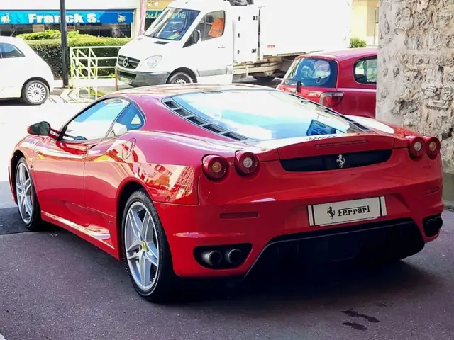 Ferrari F430 4.3L V8 489 cv