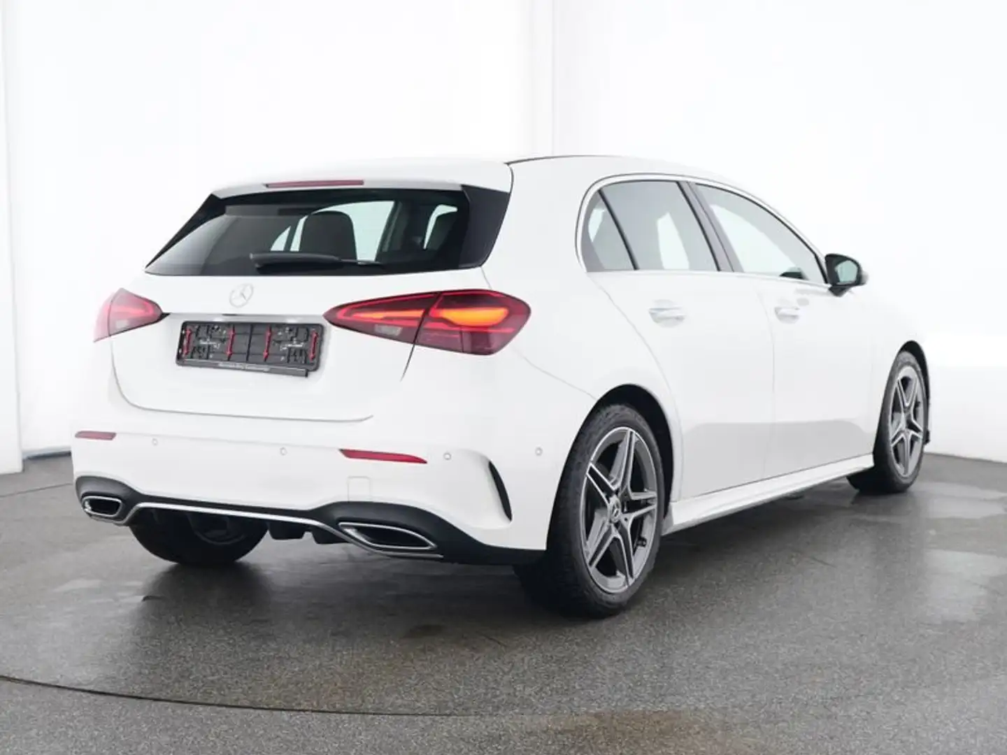 Mercedes-Benz A 180 A 180 AMG Line Premium Plus auto Wit - 2