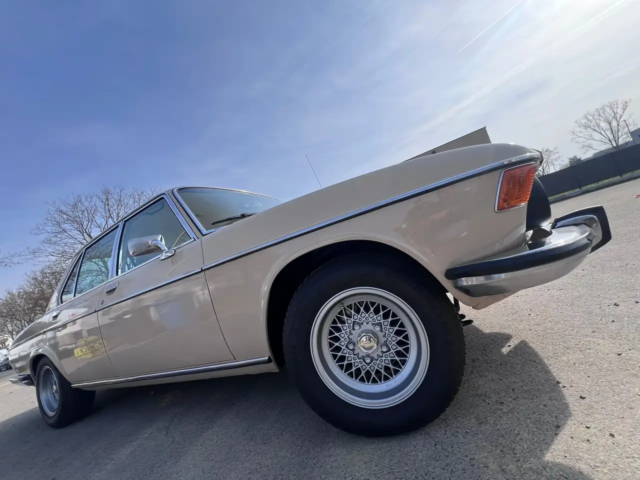 BMW E3 2500, foto 3