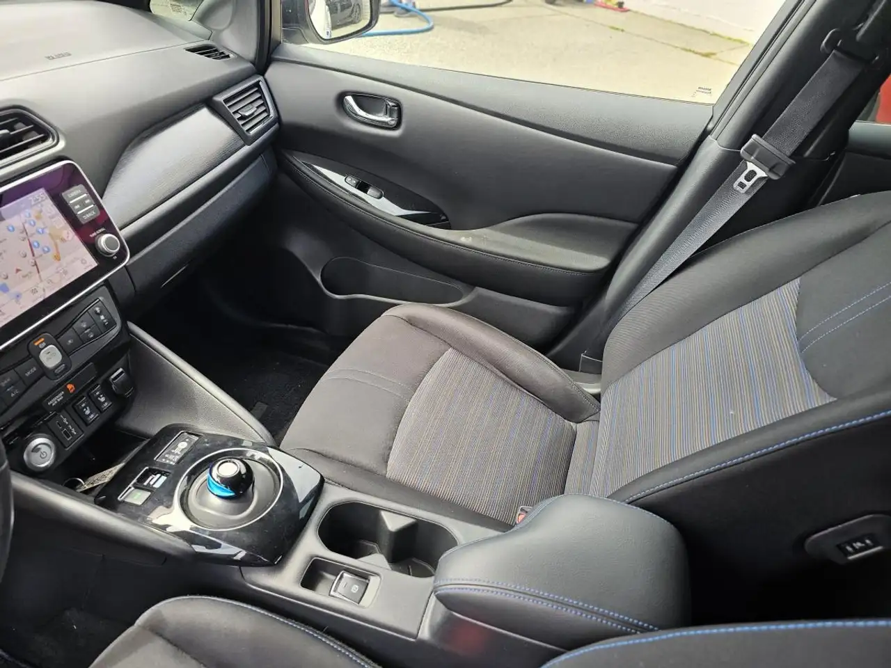 Nissan Leaf fotografie Nissan Leaf
