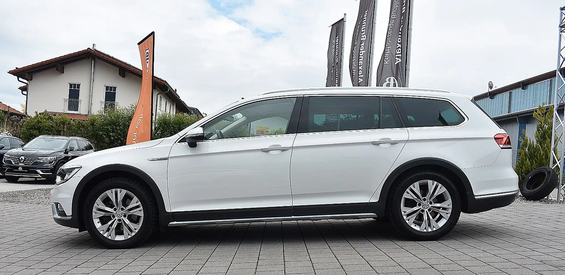 Volkswagen Passat Alltrack Blanco - 1
