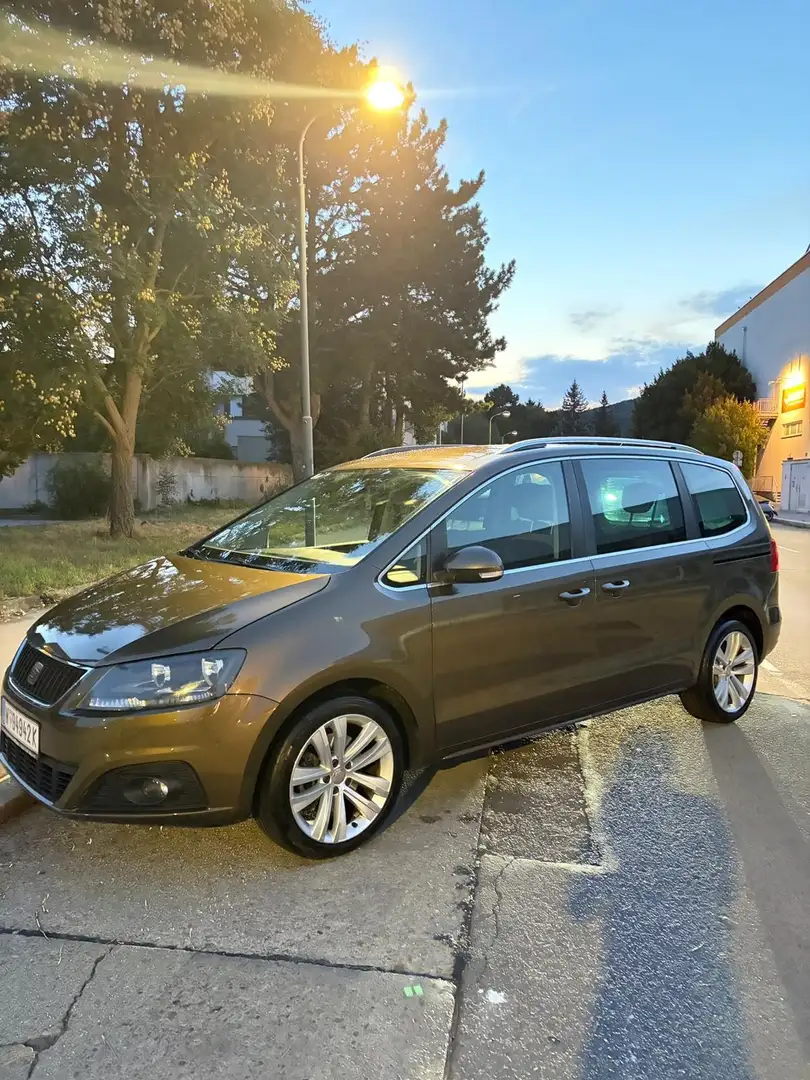 SEAT Alhambra Style 2,0 TDI CR DPF DSG - 2