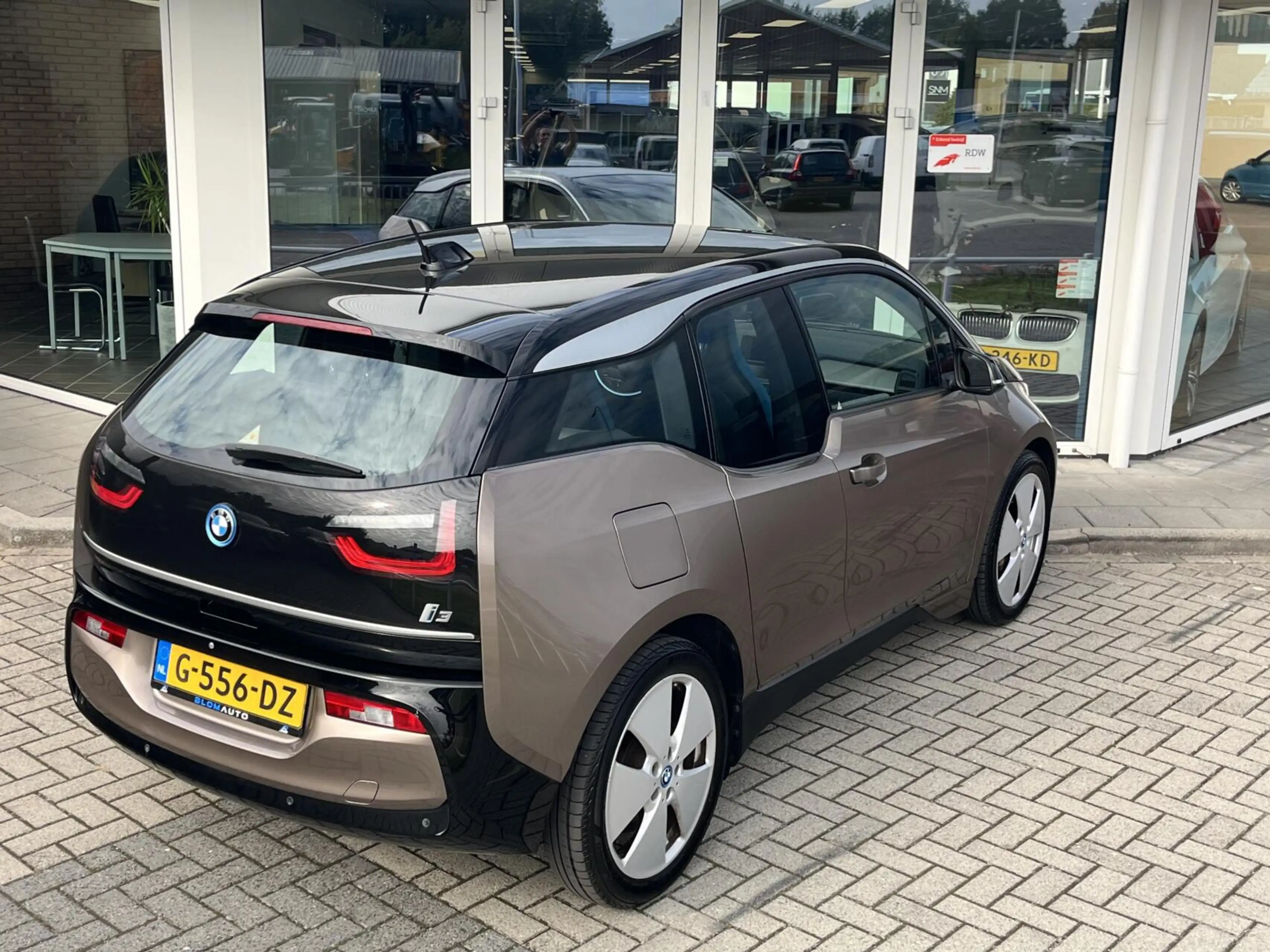 BMW i3 Executive Edition 120Ah 42 kWh SOH 94% CAMERA+LED+ — photo 17