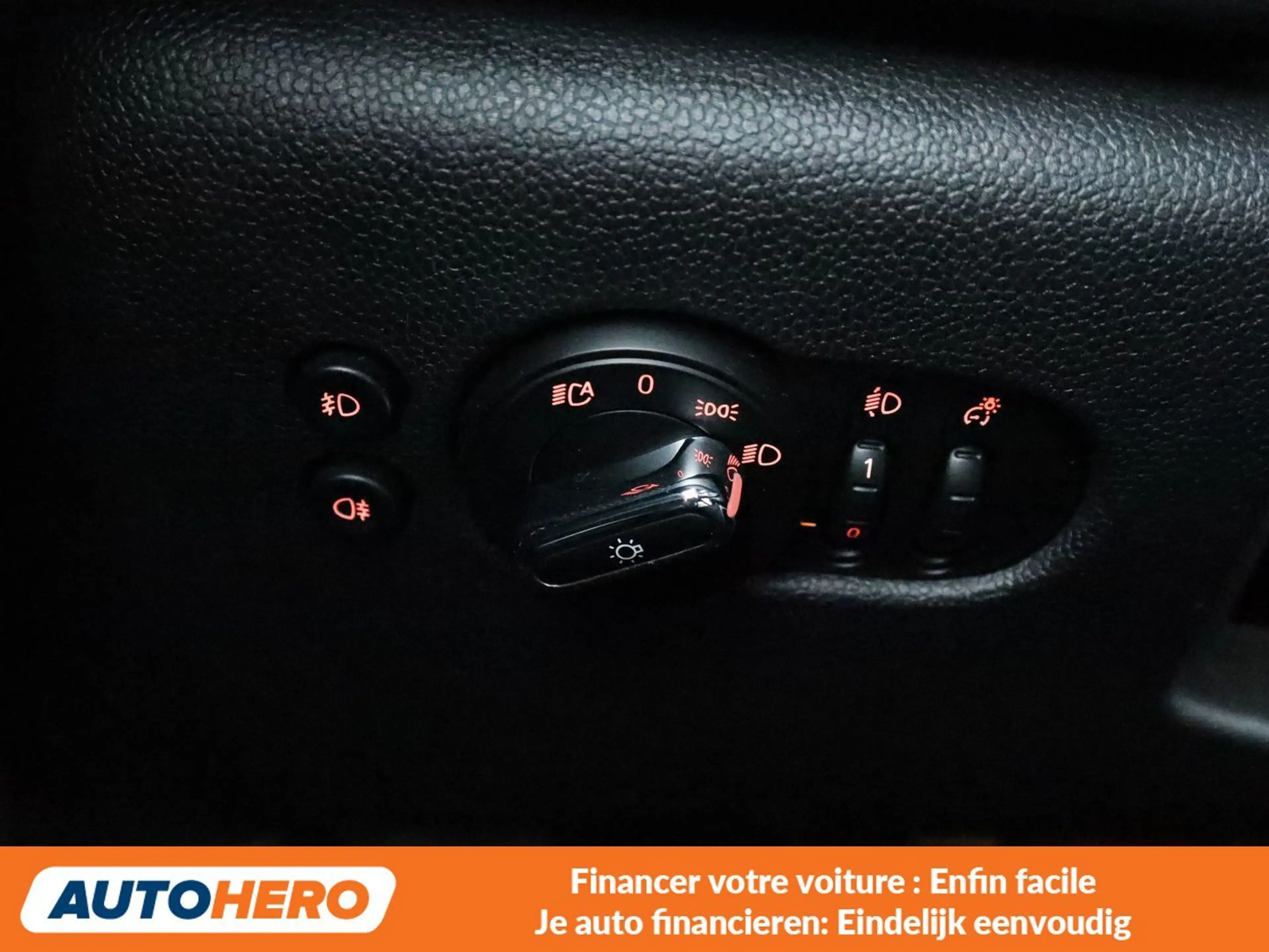 MINI One One — photo 12