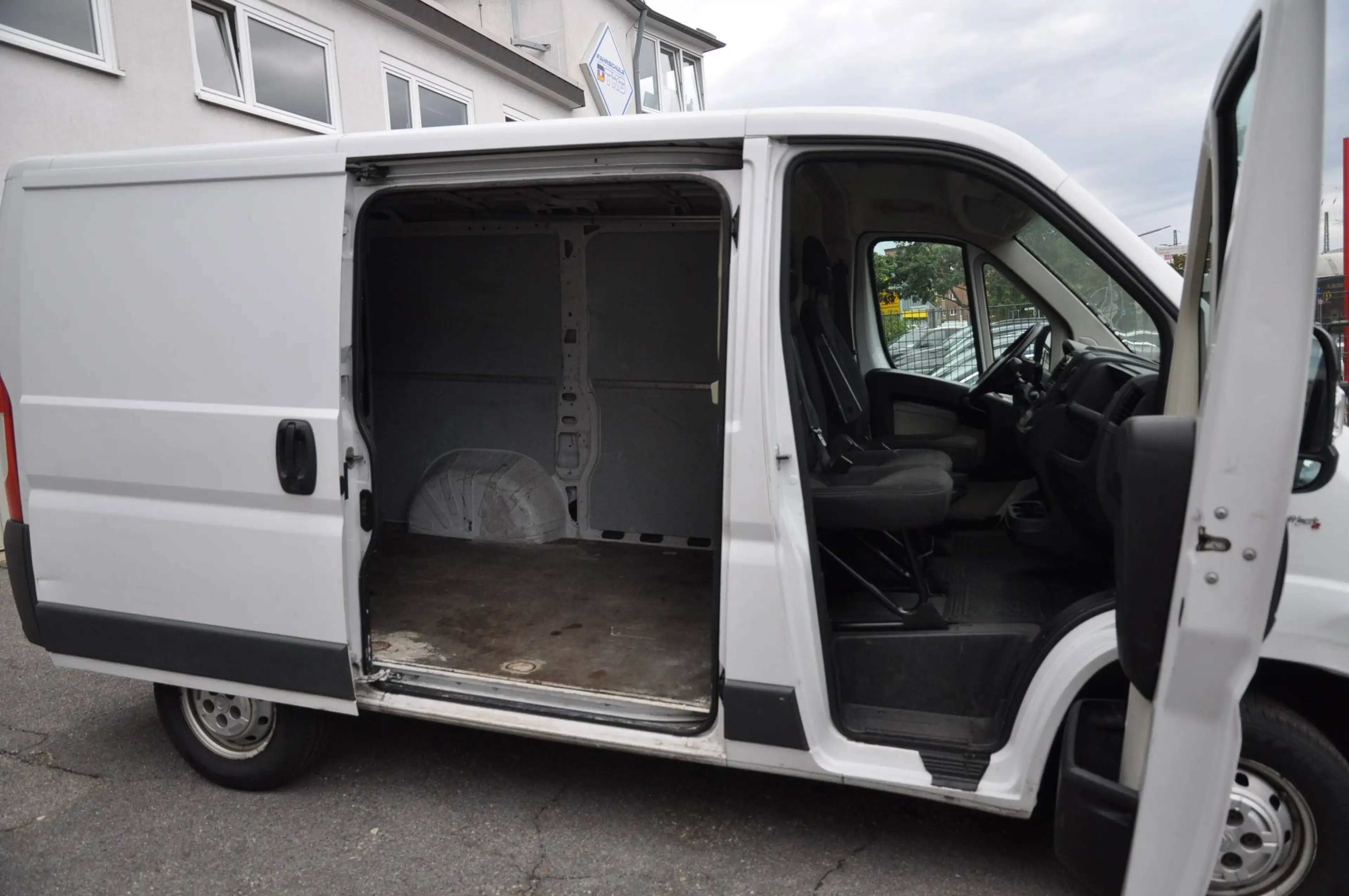 Fiat Ducato Ducato 2.0 Diesel Kastenwagen L1H1 — photo 2