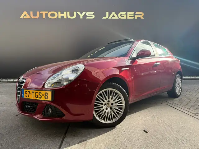 Alfa Romeo Giulietta 1.4 T Distinctive|Automaat|Pano|
