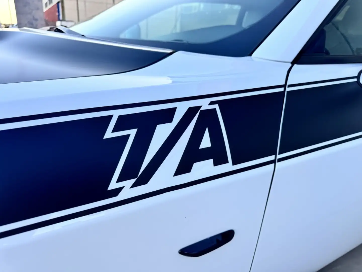 Dodge Challenger R/T Plus Aut. Blanco - 2