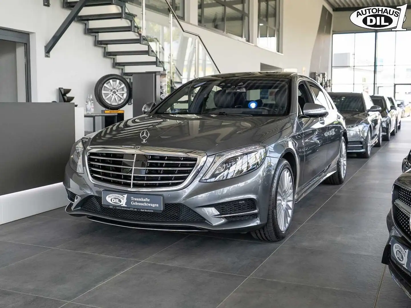 Mercedes-Benz S 500 AMG-Line lang 4Matic *360°-K*PANO*Dist+* Grau - 2