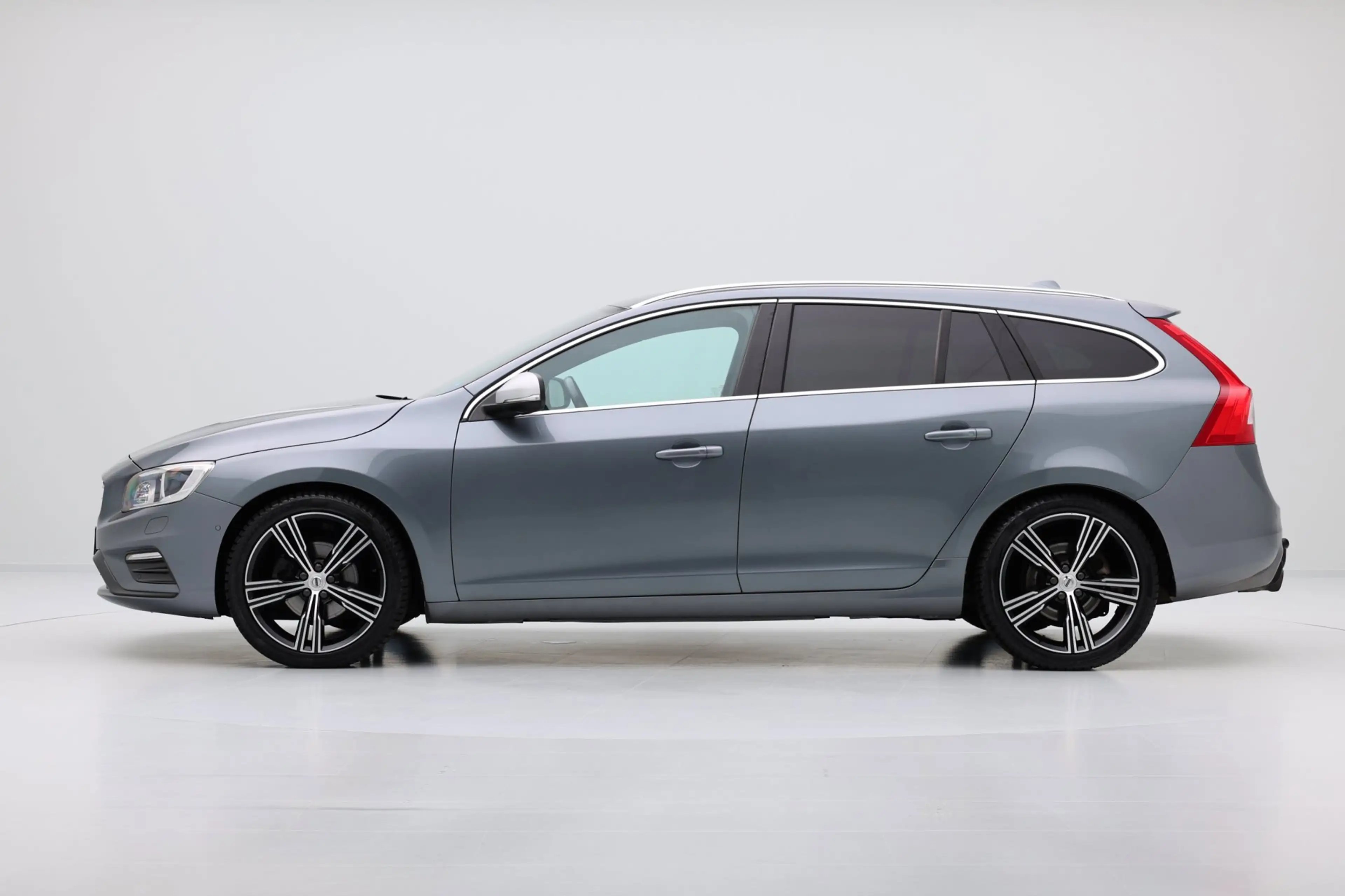 Volvo V60 2.0 T4 190pk Business Sport Aut. Pano|Leder|Sports — photo 34