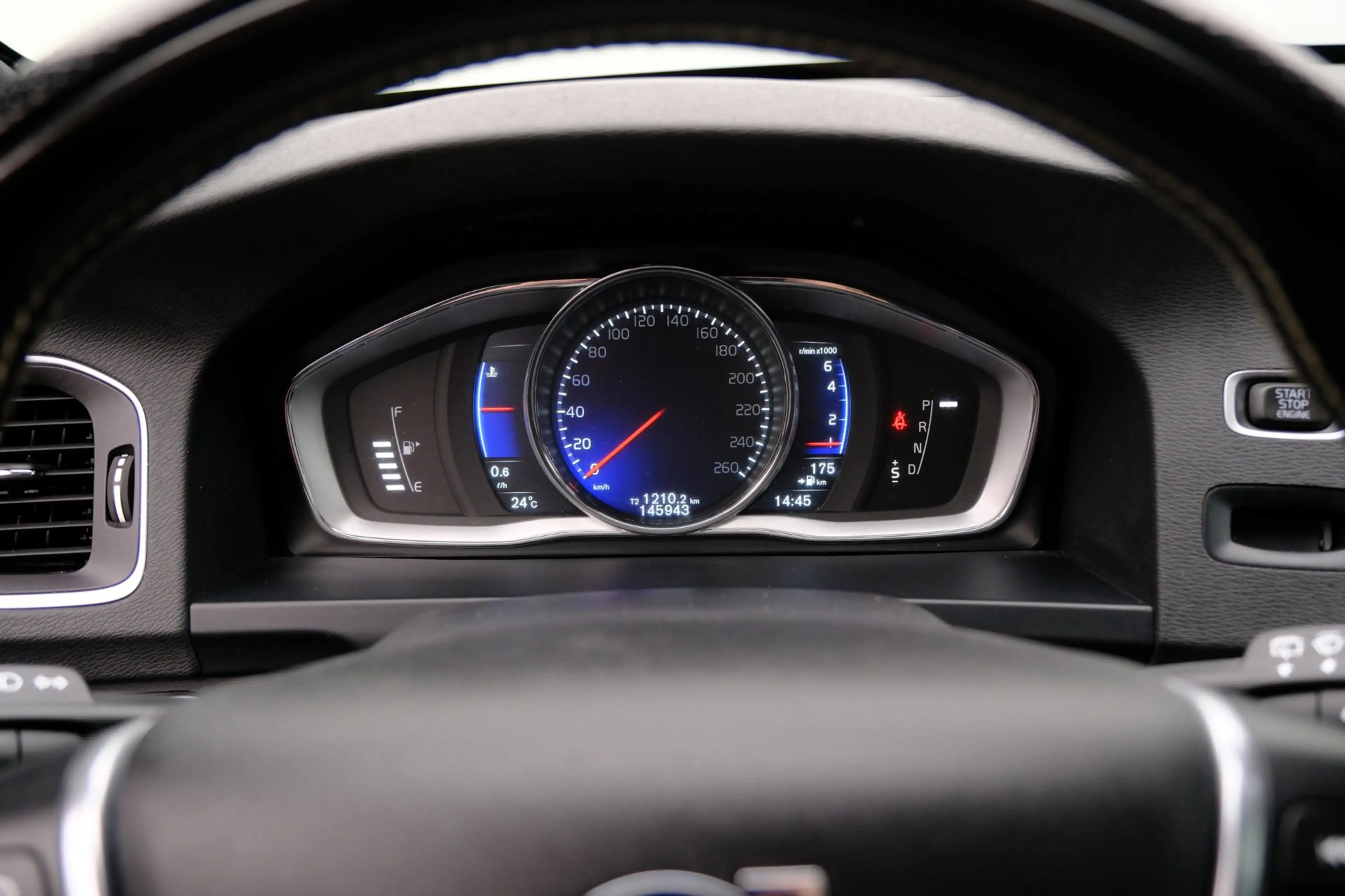 Volvo V60 2.0 T4 190pk Business Sport Aut. Pano|Leder|Sports — photo 6