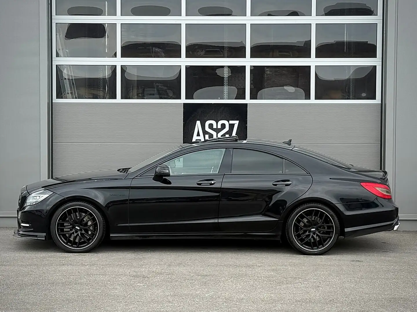 Mercedes-Benz CLS 500 BlueEfficiency Aut. AMG Schwarz - 2