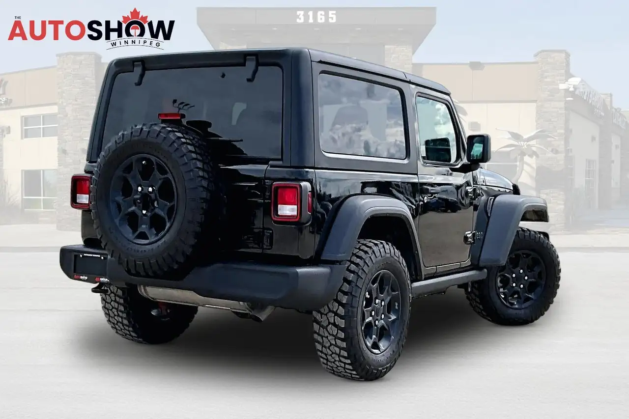 Jeep Wrangler photo Jeep Wrangler