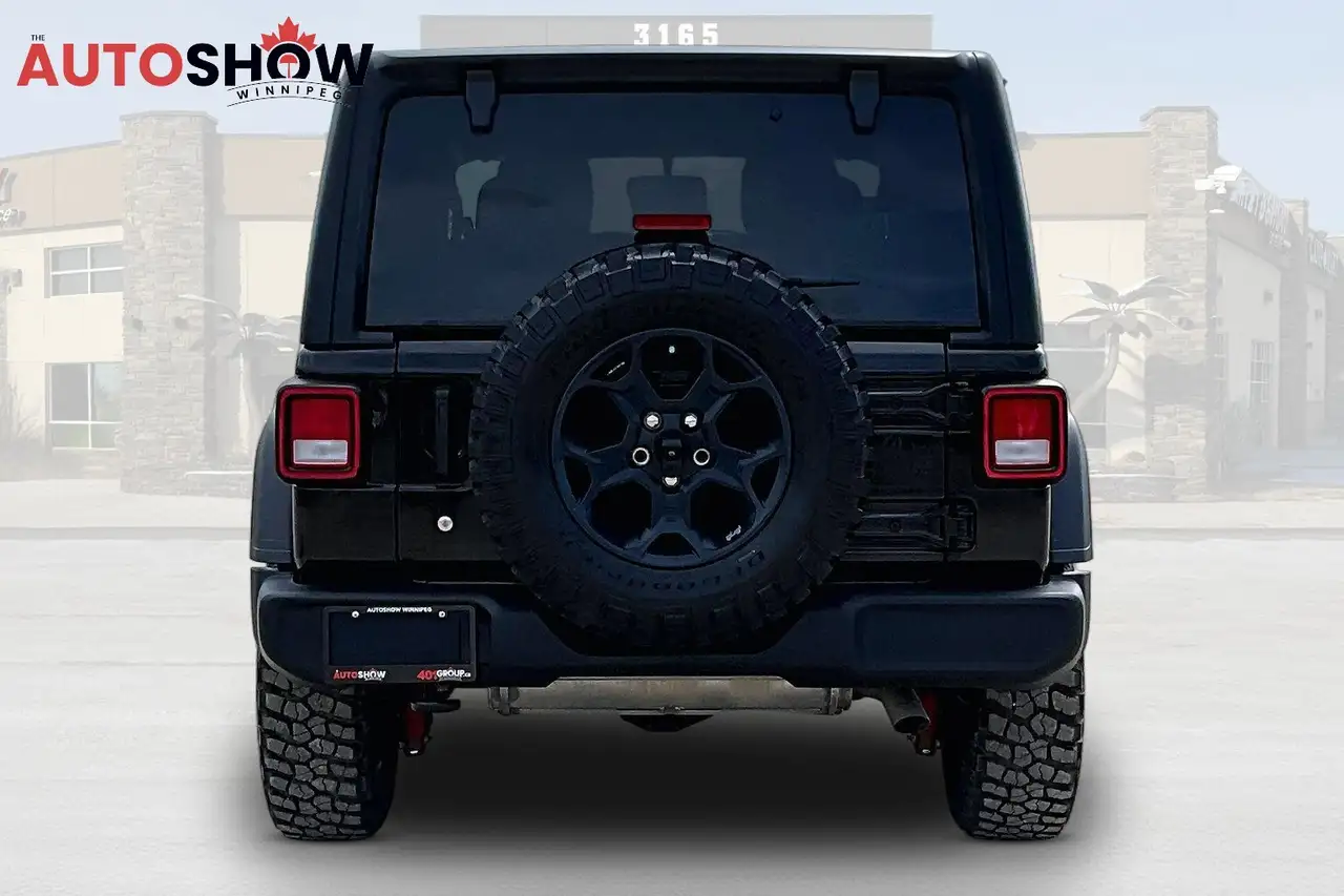 Jeep Wrangler photo Jeep Wrangler