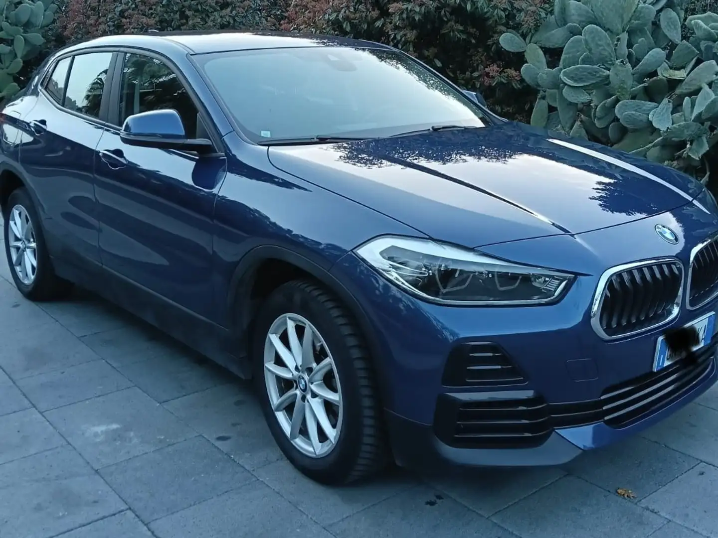 BMW X2 sDrive18d Advantage - 1