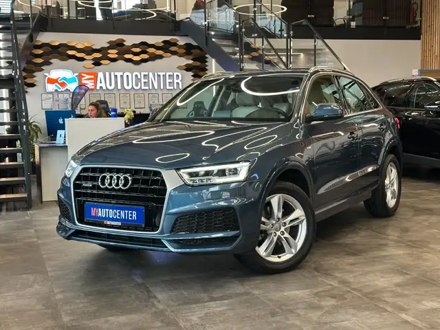Audi Q3 *1-HAND*LED*KEYLES*2-ZONEN*VOLL/LEDER*