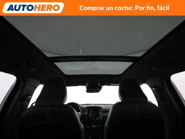 Volvo XC40 view 20