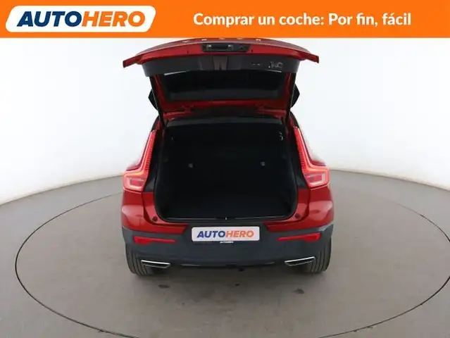 Volvo XC40 view 17