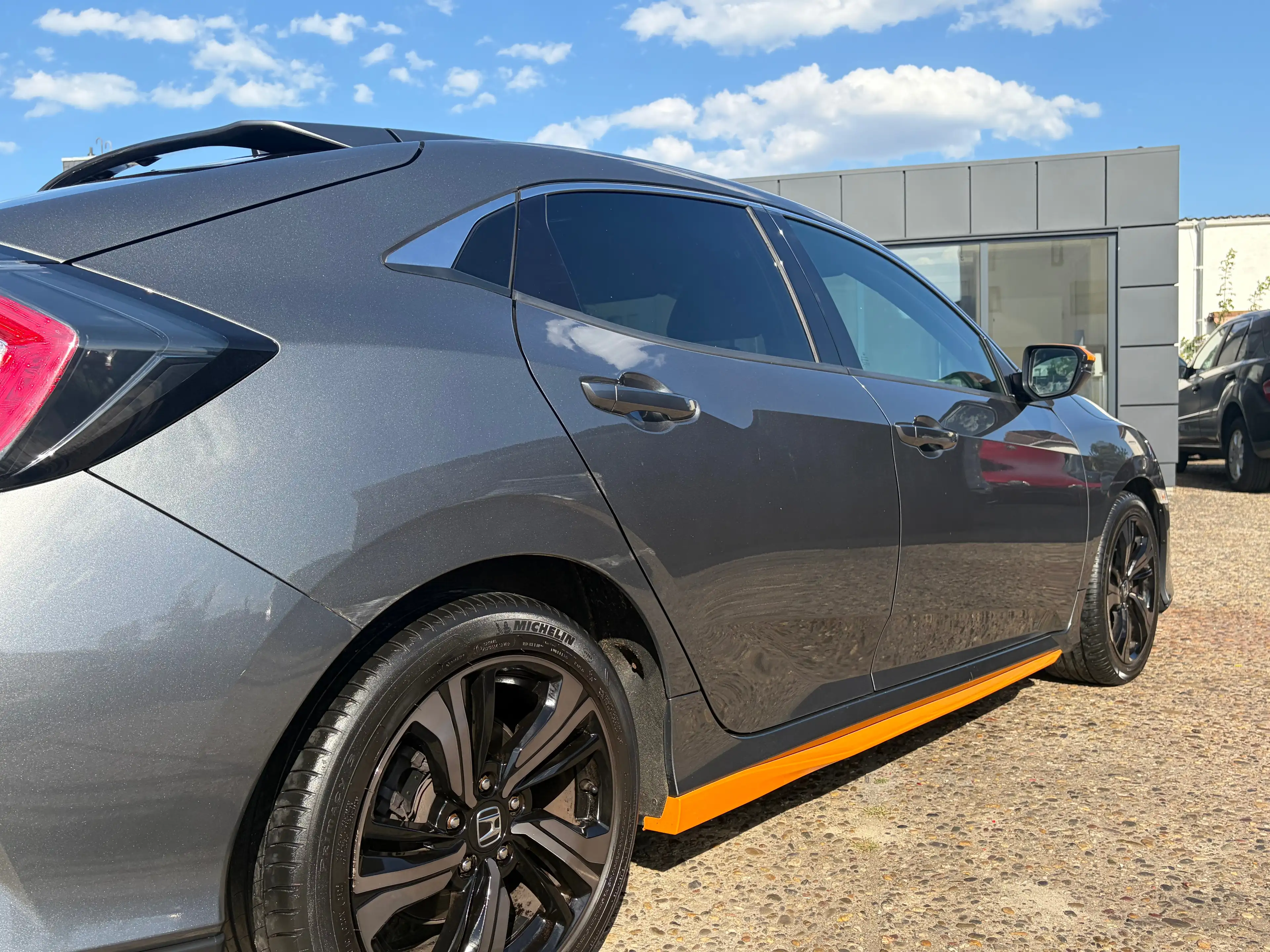 Honda Civic 1.0*Automatik*Kamera*SHZ*Navi*BT*HU/AU Neu*Temp.* — photo 12