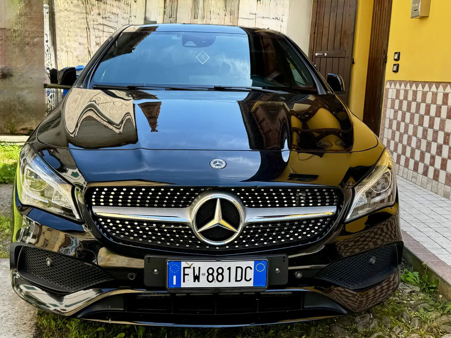 Mercedes-Benz CLA 200 Shooting Brake Night edition auto - 1