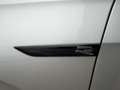 Volkswagen Golf VIII 1.5 eTSI DSG R-LINE LED+NAVI+RFK+ACC Silber - thumbnail 15