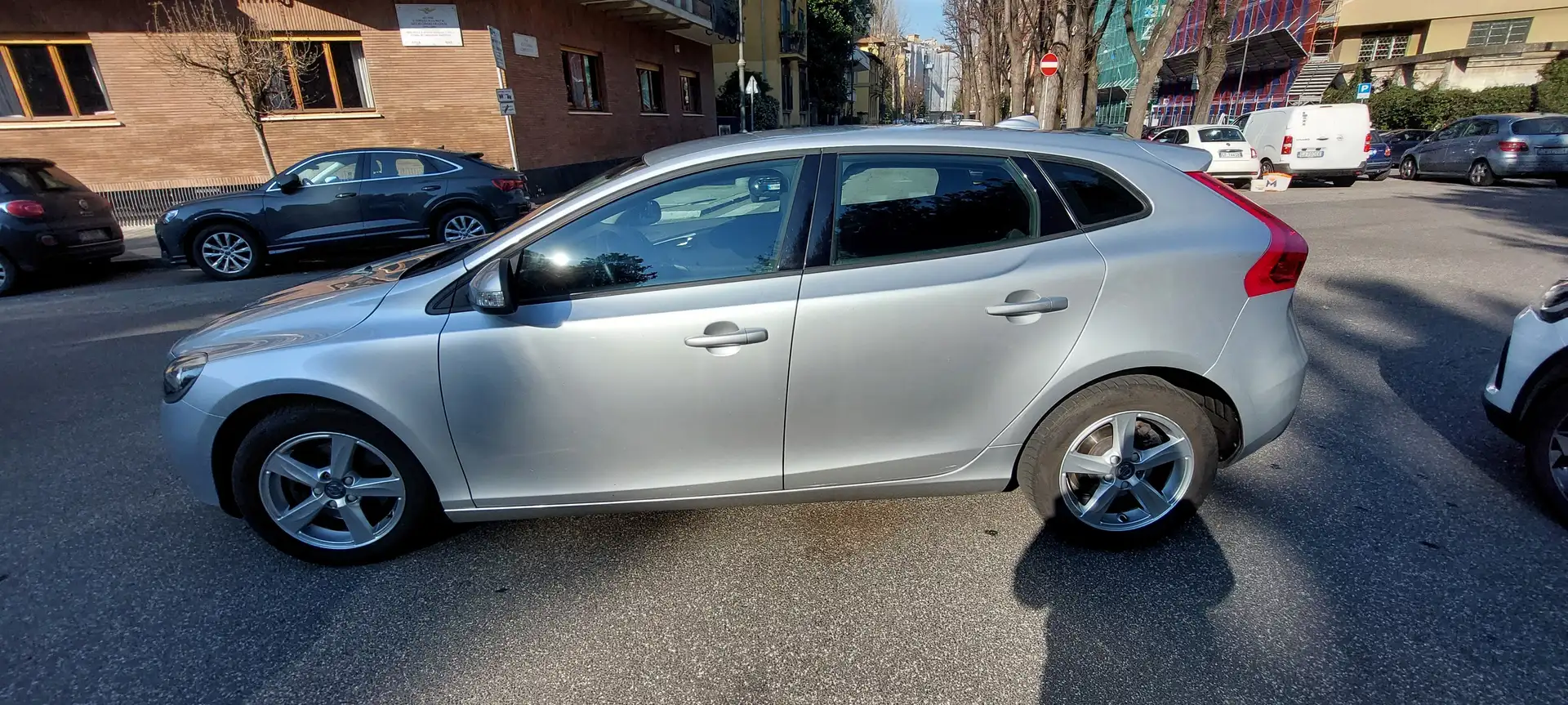 Volvo V40 V40 II 2012 2.0 d2 Kinetic Argento - 1