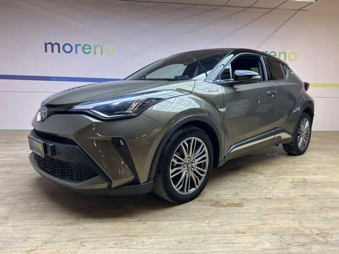 Toyota C-HR 2.0h Lounge e-cvt Bronze - 1