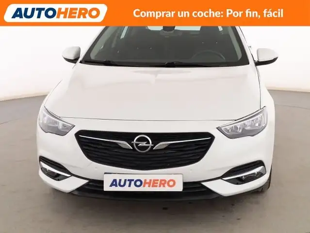 Opel Insignia view 9