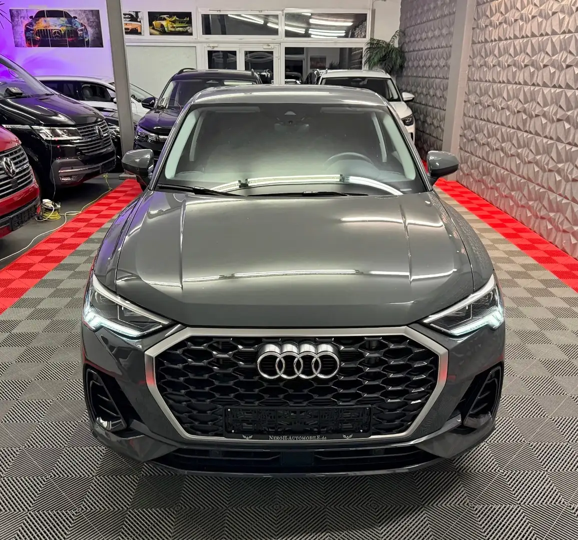 Audi Q3 Q3 35 TFSI Sportback S tronic, LED, MMI, AHK Grau - 2
