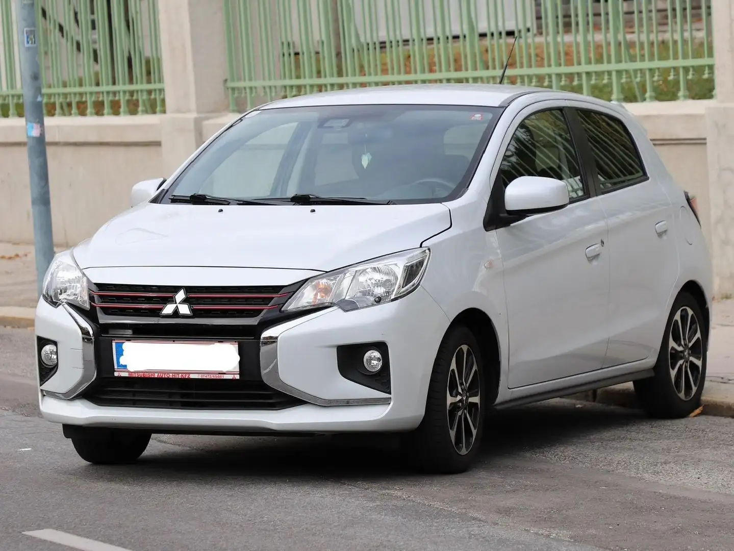 Mitsubishi Space Star Space Star 1,2 MIVEC Invite AS Weiß - 2