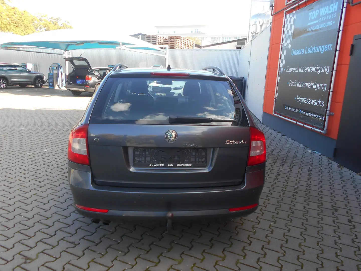 Skoda Octavia Impuls Edition/KLIMA/EURO 8/HU/AU BIS 2027 Grau - 2