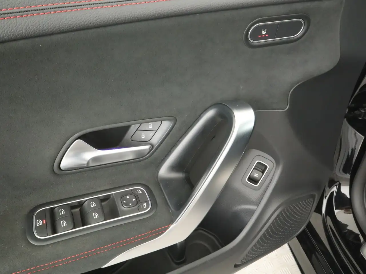 Mercedes-Benz CLA d *AMG*LED*Night*PDC*Kamera*Tempomat*DAB, миниатюра 20