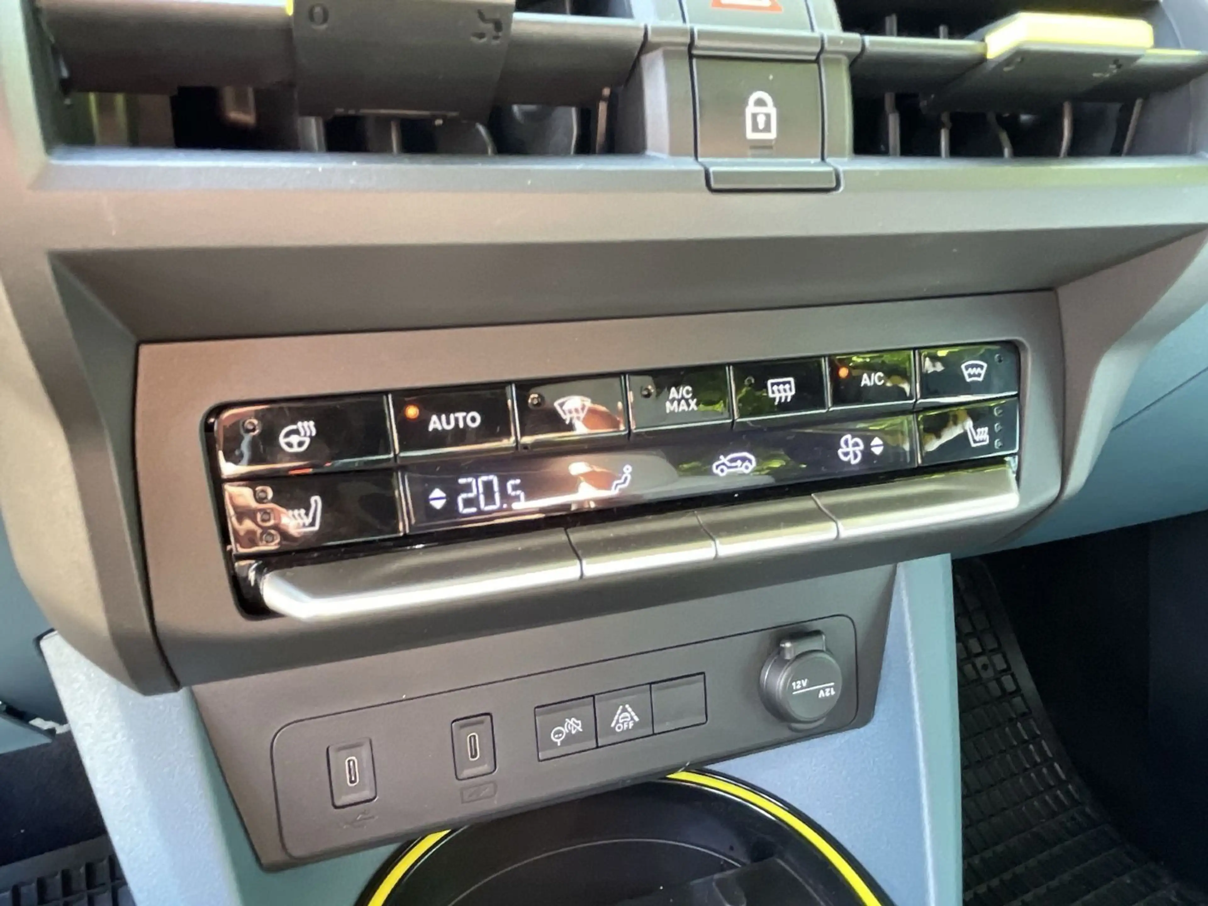 Fiat Grande Panda La Prima Winter Paket VFW — photo 13