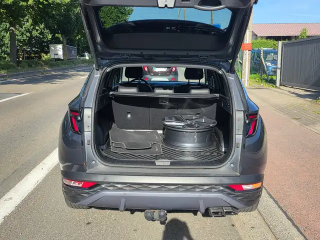 Hyundai Tucson view 9