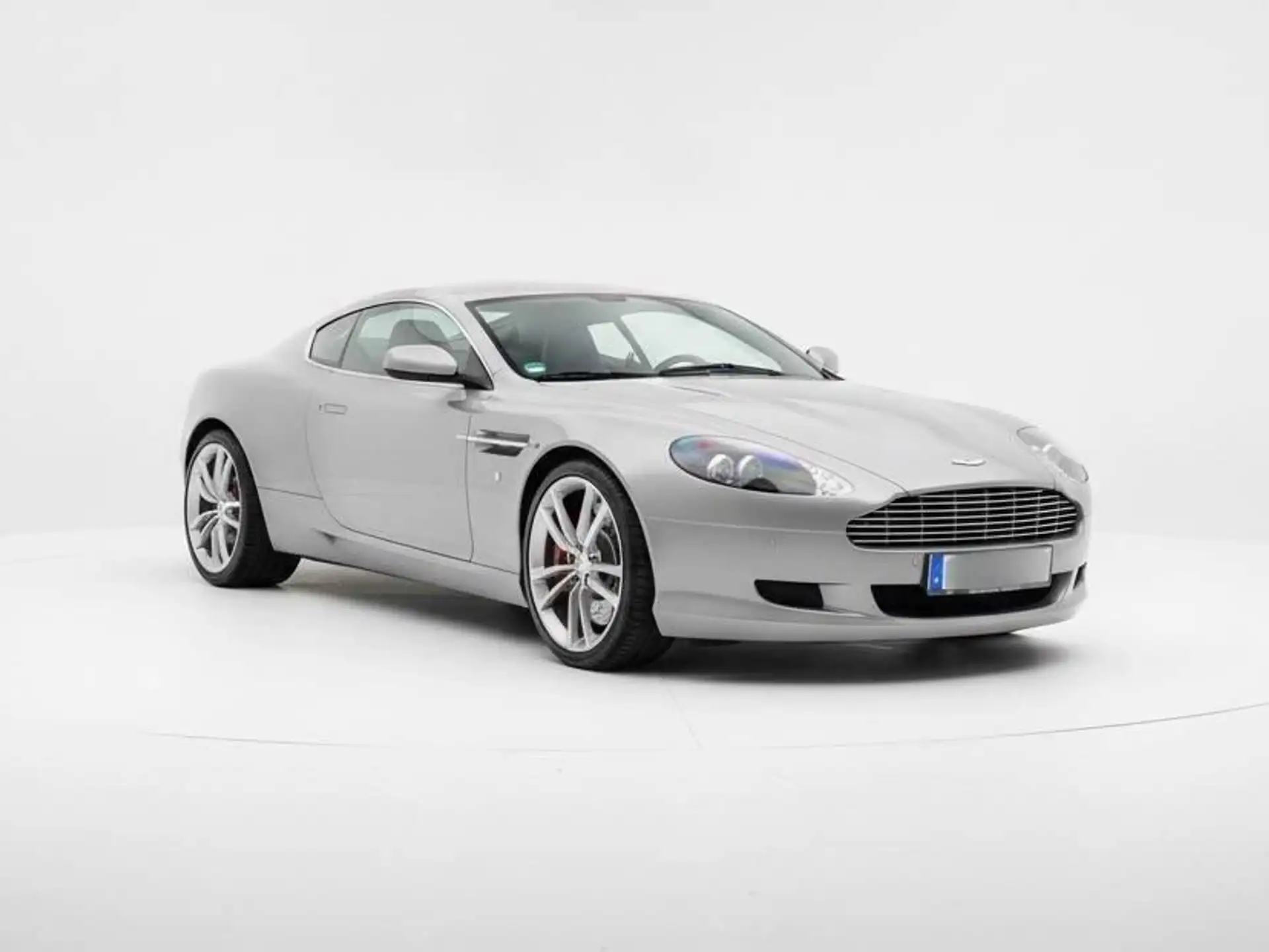 애스턴마틴 DB9 Coupe 2008 은색 사진 1