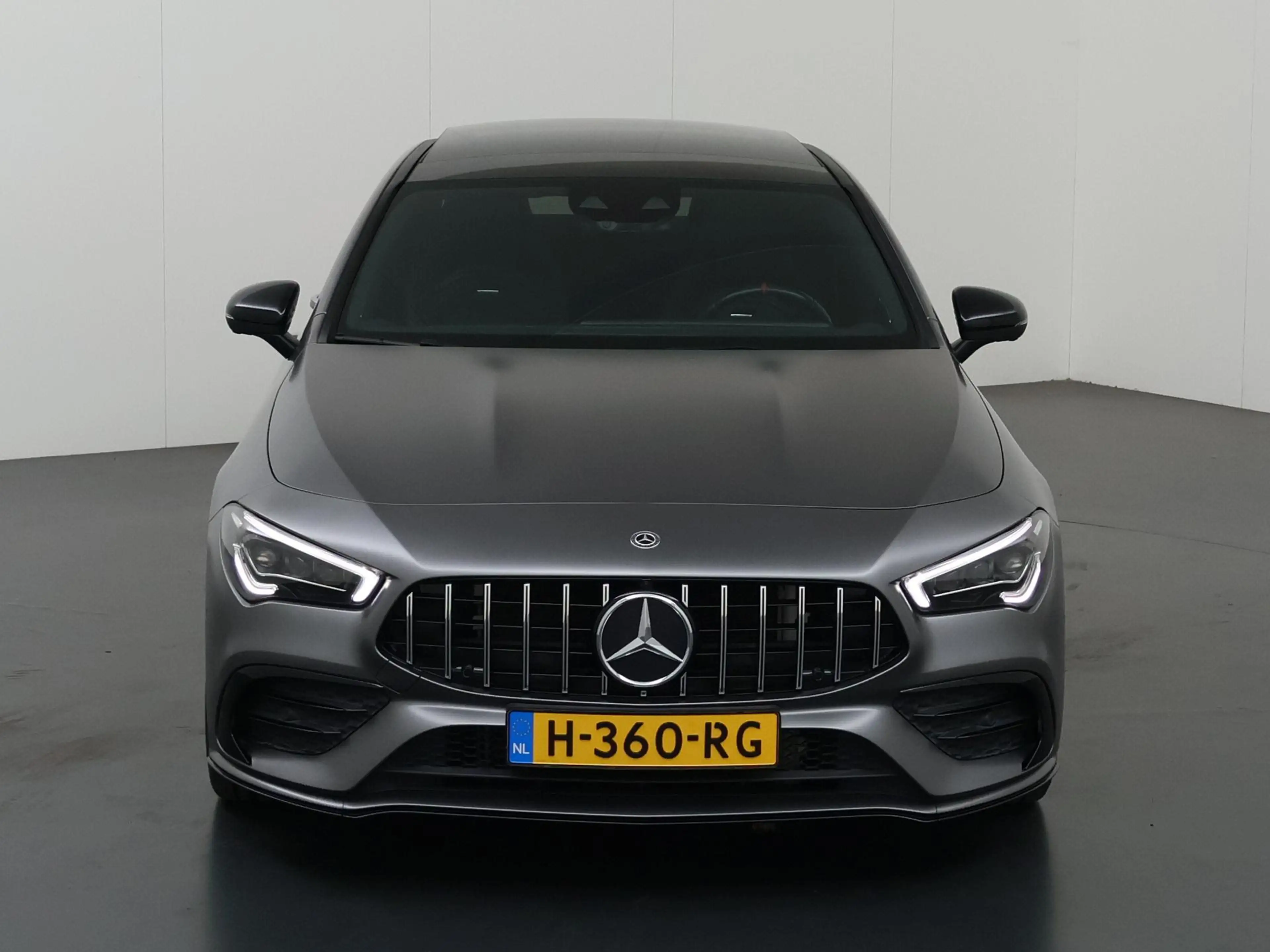 Mercedes-Benz CLA 35 AMG 4MATIC Premium Plus | Panoramadak | 360 camera | B — photo 3