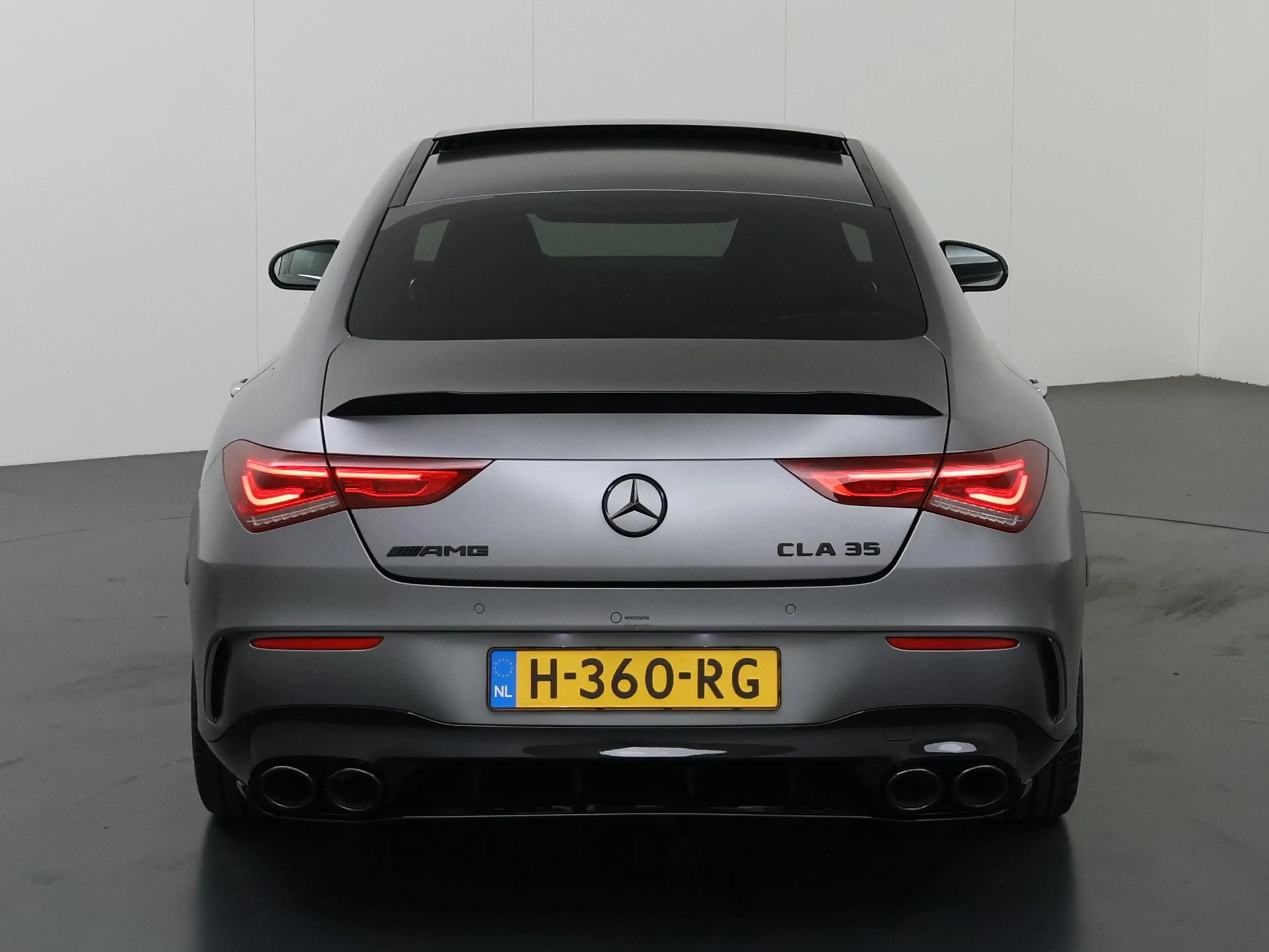 Mercedes-Benz CLA 35 AMG 4MATIC Premium Plus | Panoramadak | 360 camera | B — photo 4