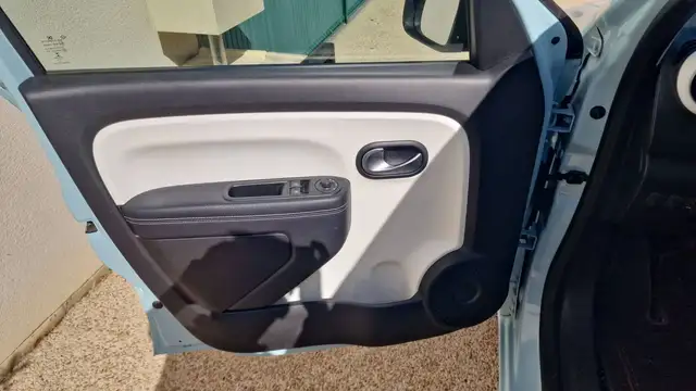 Renault Twingo view 7