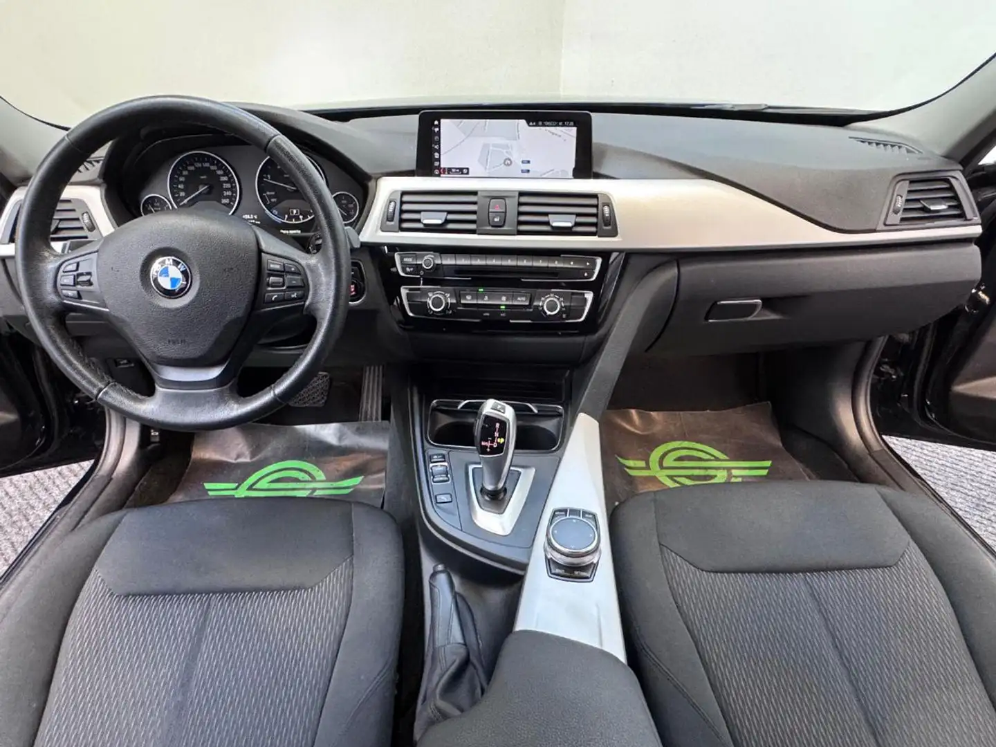 BMW 318 d Touring  AUTOMATICA|LED|CRUISE|NAVI Noir - 2
