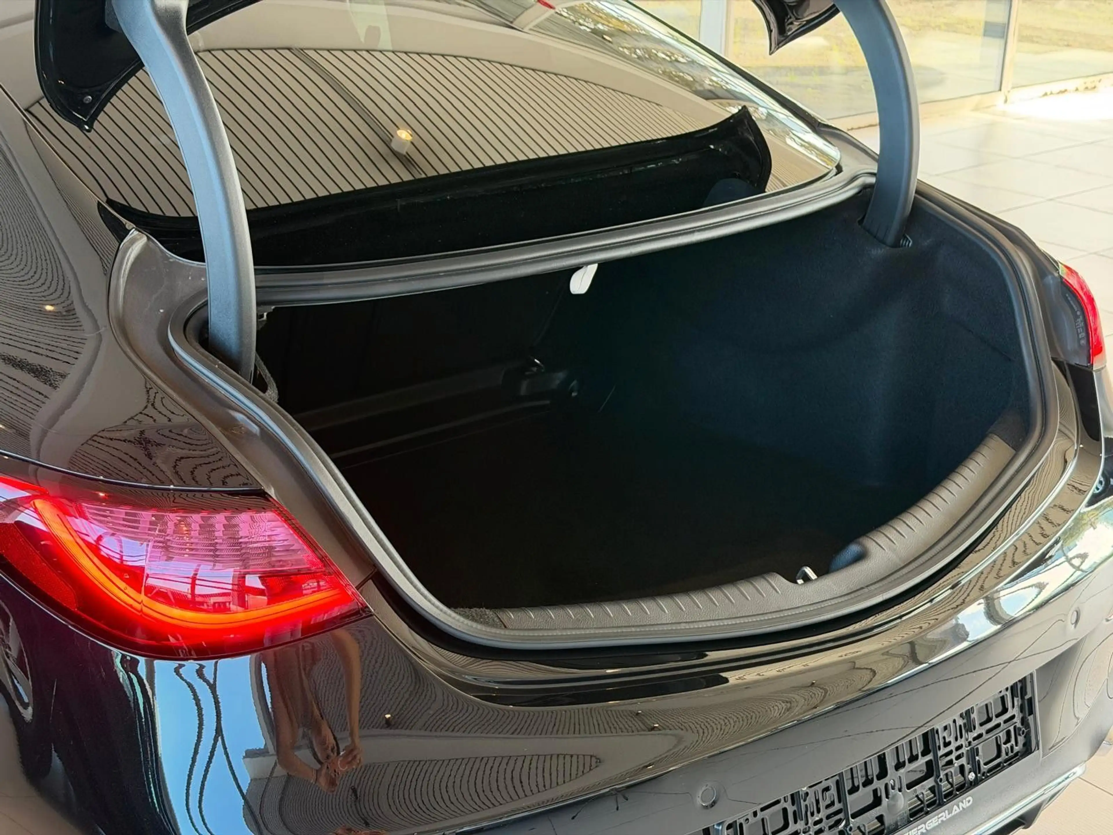 Mercedes-Benz CLE 300 Coupe 4Matic AMG Line Advanced Plus — photo 8