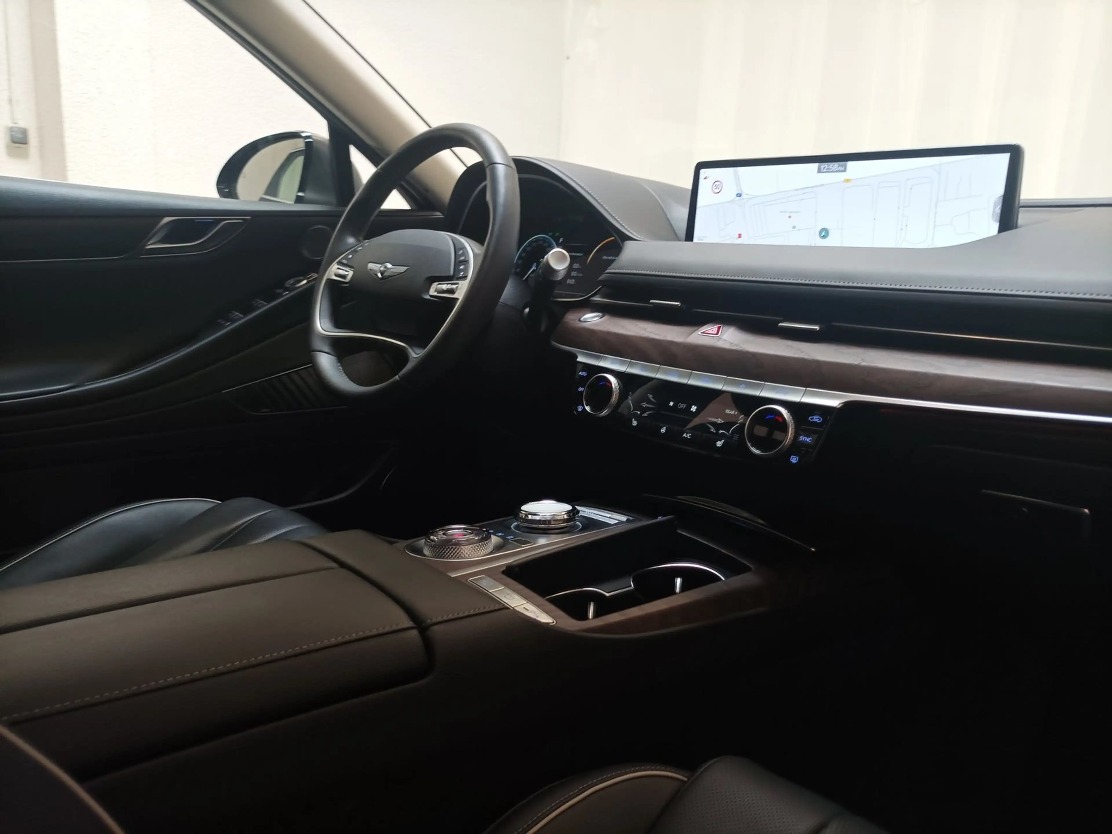 Genesis G80 2.5 T Sport Navi|CAM|Pano|Lane Ass.| — photo 13