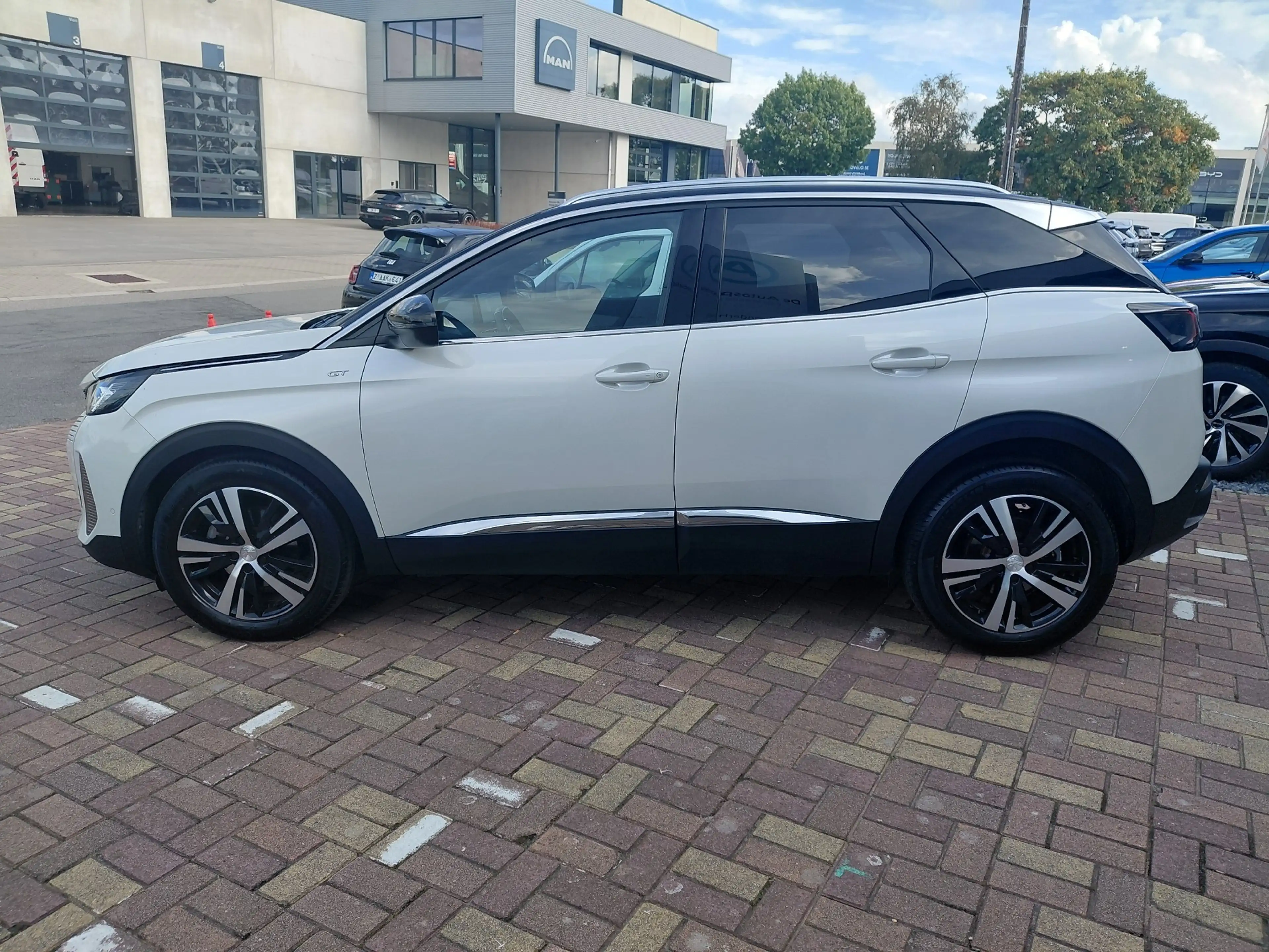 Peugeot 3008 3008 1.2 PureTech GT (EU6.4) — photo 3