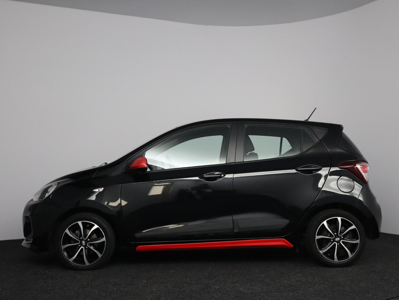 Hyundai i10 1.0i Comfort — photo 13