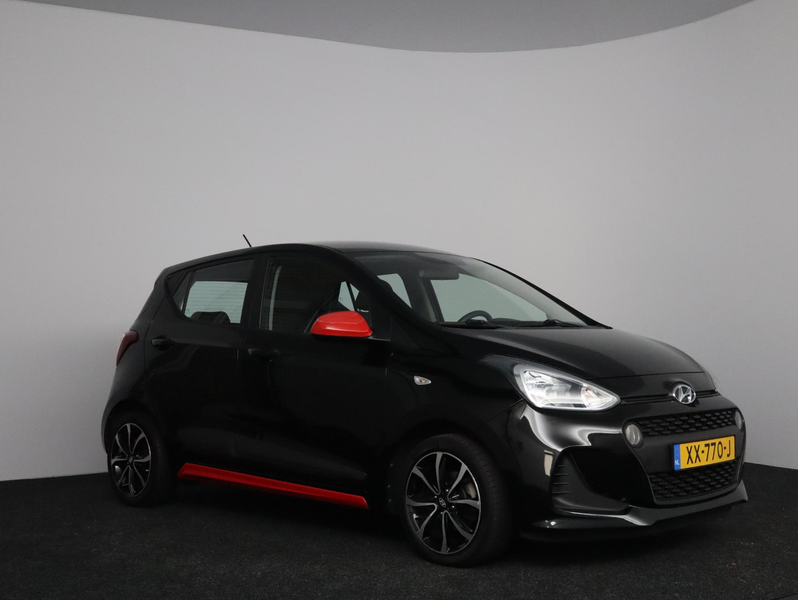 Hyundai i10 1.0i Comfort — photo 6