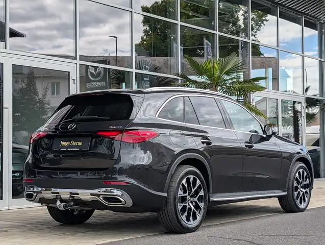 Mercedes-Benz GLC view 7