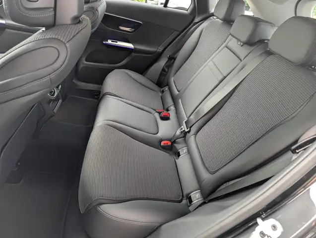 Mercedes-Benz GLC view 20