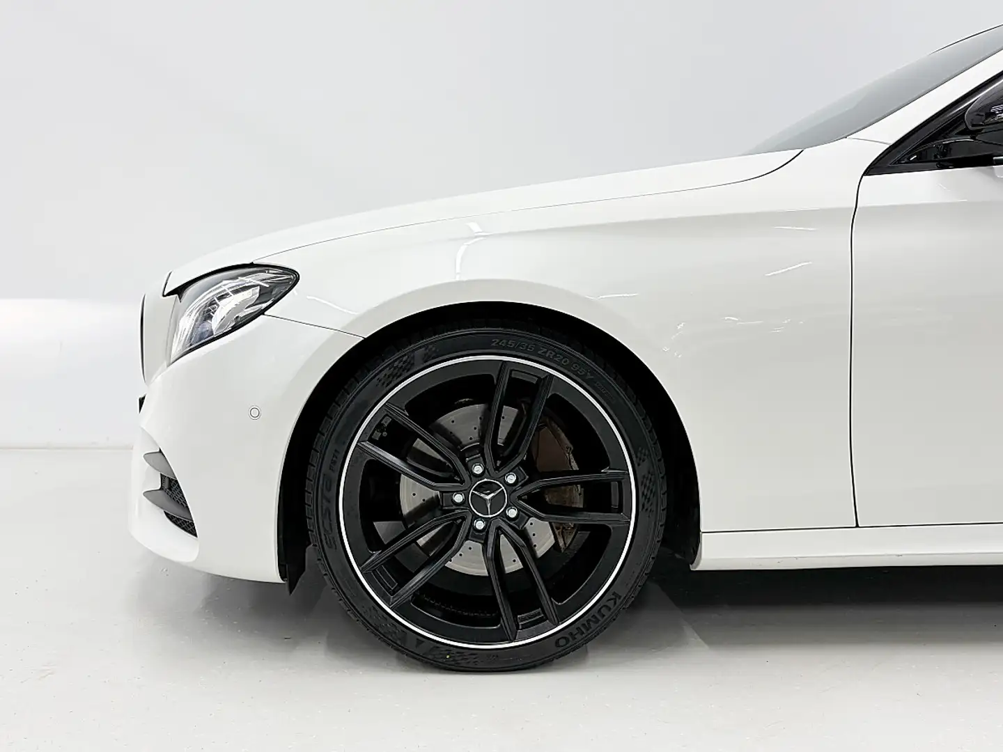 Mercedes-Benz E 220 d 9G-Tronic AMG-Line 20" Panorama Nightpaket 36... Weiß - 2
