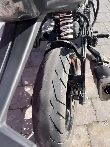 KTM 390 Duke - foto 5
