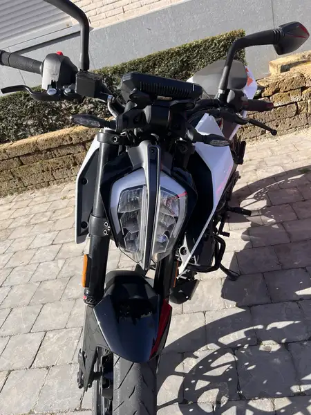 KTM 390 Duke - foto 7