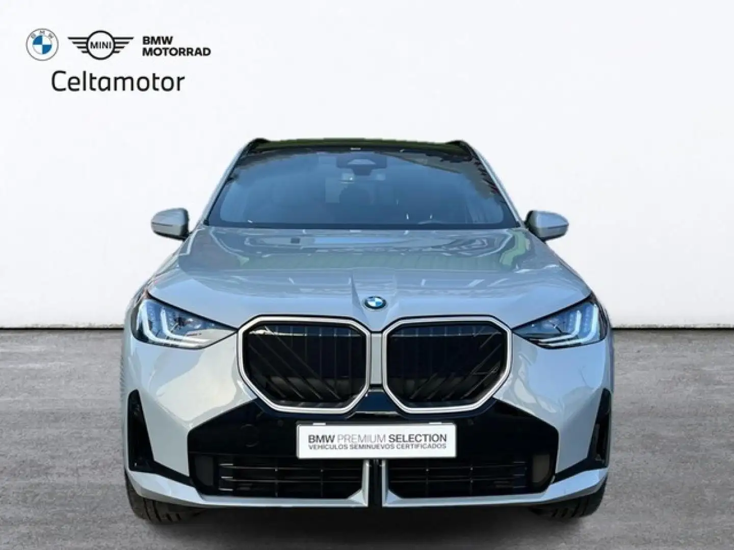 BMW X3 xDrive 20dA Grijs - 2