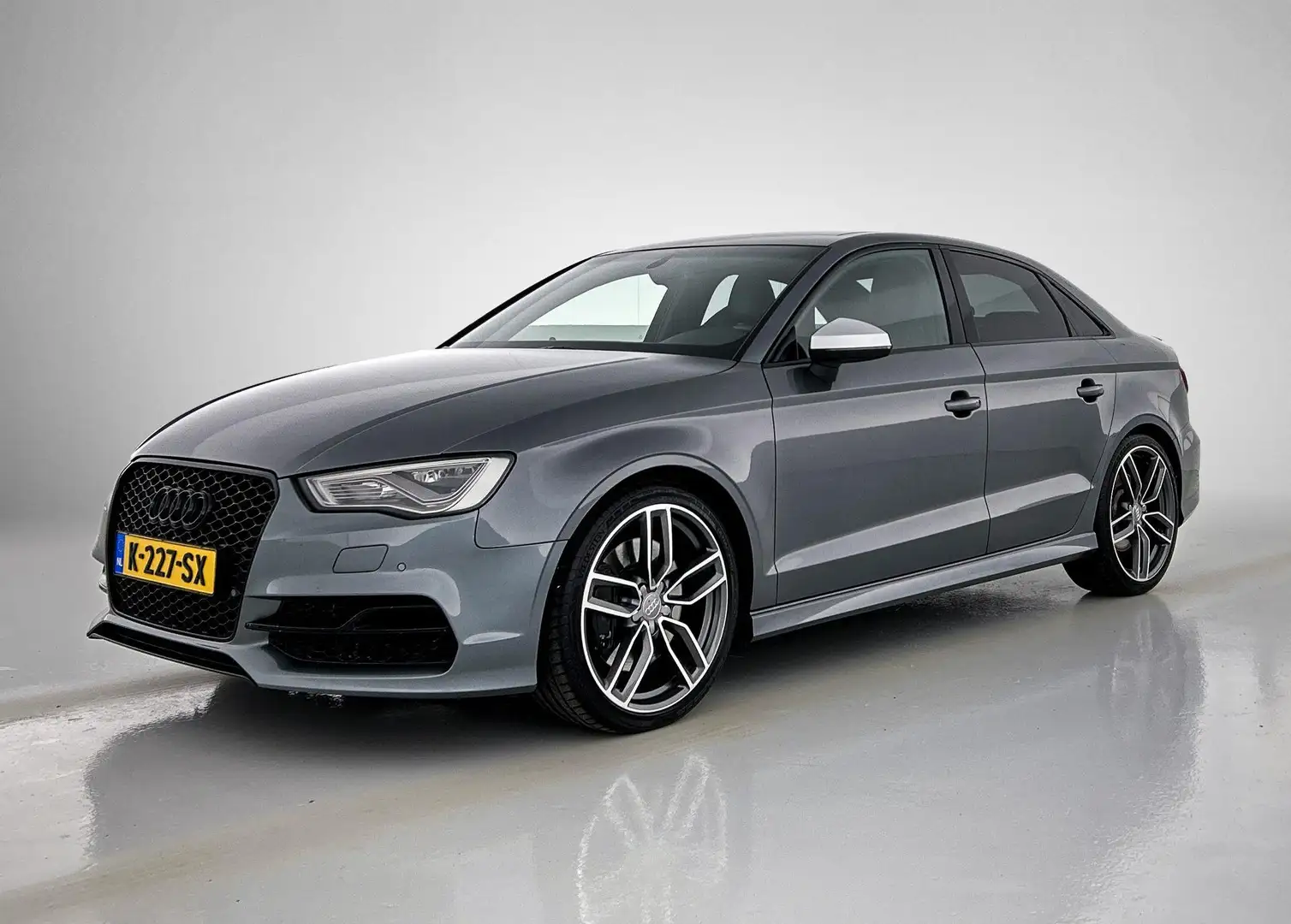 Audi A3 Limousine 2.0 TFSI S3 quattro Pro Line Plus(TOP ST Gris - 1